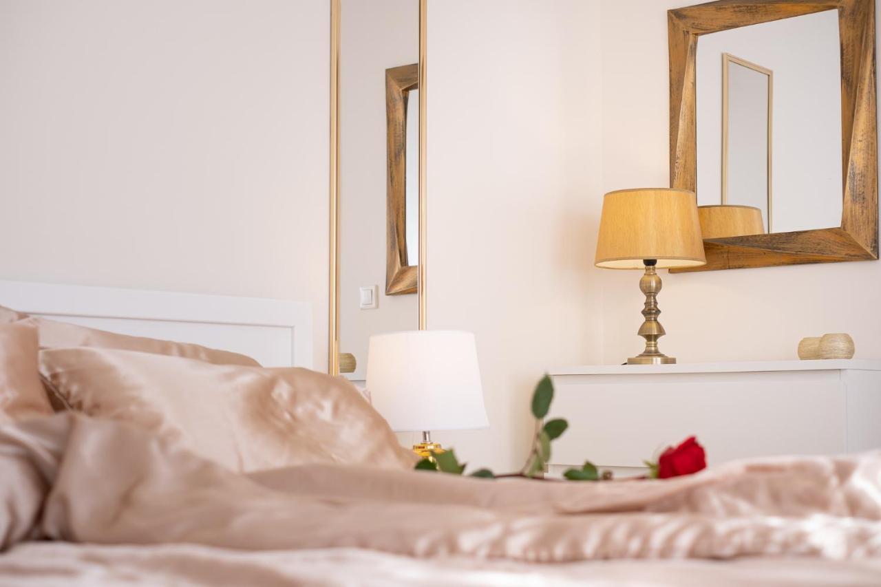 Nadiona Suites Red & Cream Corfu  Esterno foto
