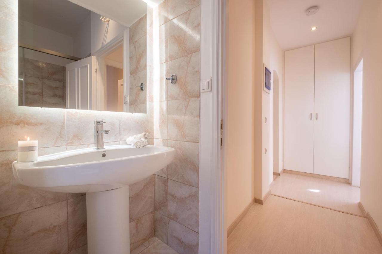 Nadiona Suites Red & Cream Corfu  Esterno foto