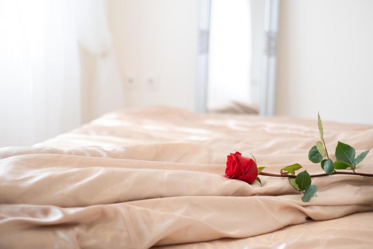 Nadiona Suites Red & Cream Corfu  Esterno foto