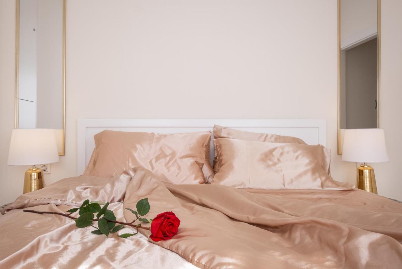 Nadiona Suites Red & Cream Corfu  Esterno foto