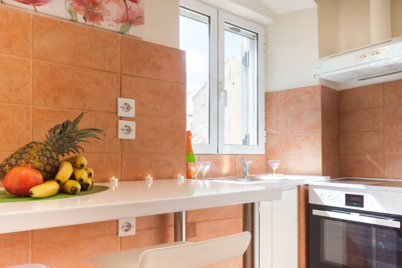 Nadiona Suites Red & Cream Corfu  Esterno foto